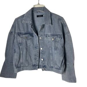 Women’s Urban Outfitters Blue Bell Bottom Sleeve Denim Jacket Size Small!
